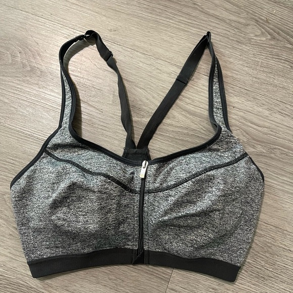 VSX Women's Gray Sports Bra - Picture 2 of 7